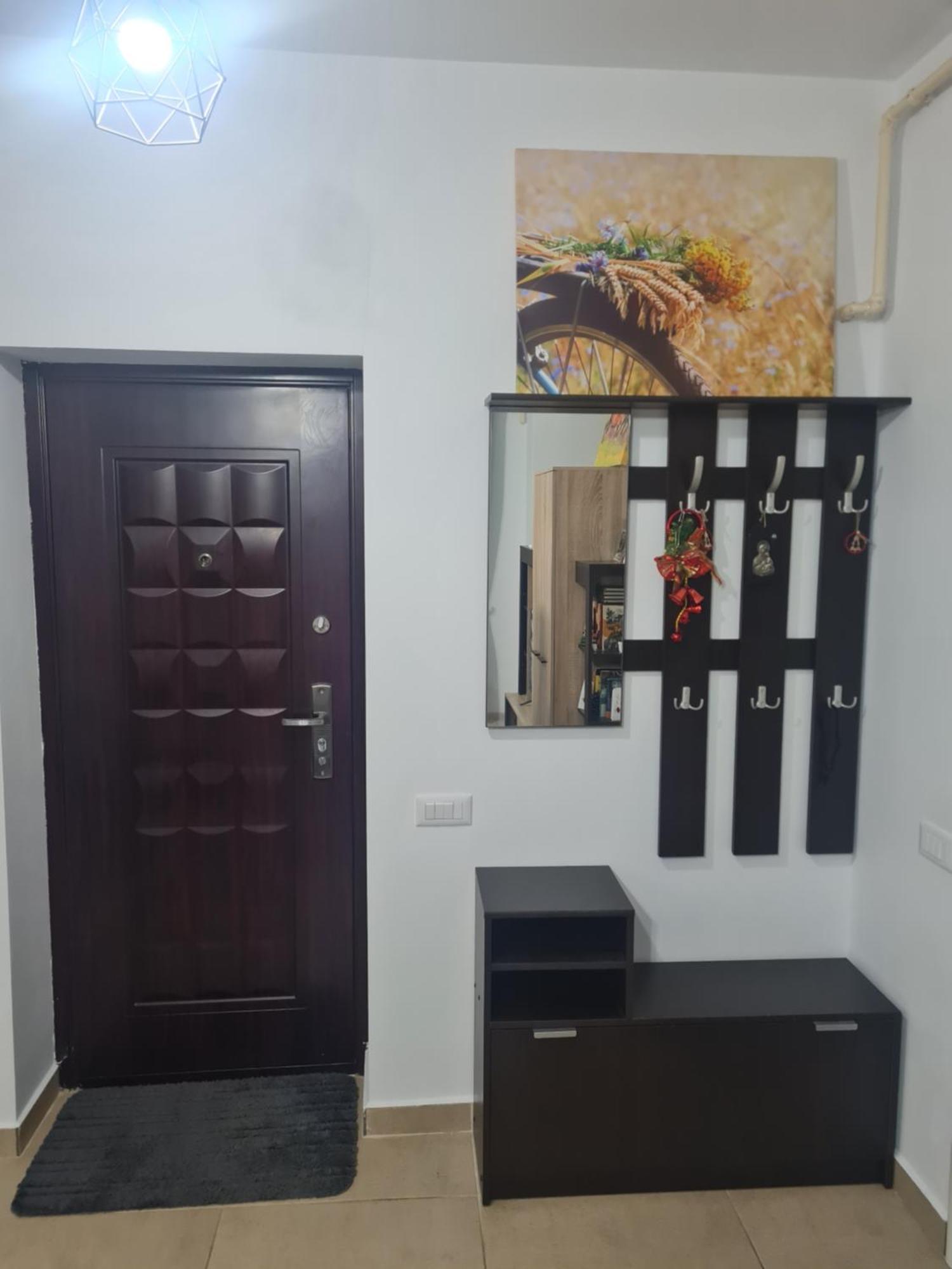 Luxury 1 Bedroom Apartment Rosu Exterior photo